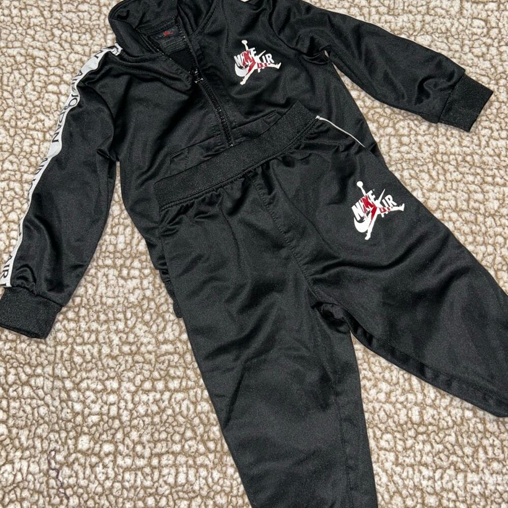 Nike Air Jordan Tracksuit